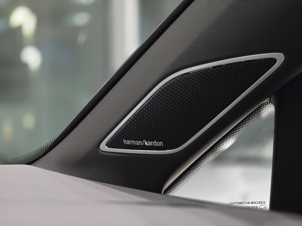 2025 Volkswagen Golf R BLACK PACK + EXHAUST AKRAPOVIC | TOIT | CARPLAY ++ in Laval, Quebec - 27 - w1024h768px