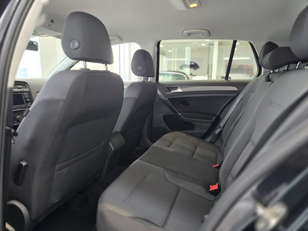 2019 Volkswagen Golf Comfortline | CARPLAY | CAM | BLUETOOTH | BAS KM ! in Laval, Quebec - 9 - w1024h768px