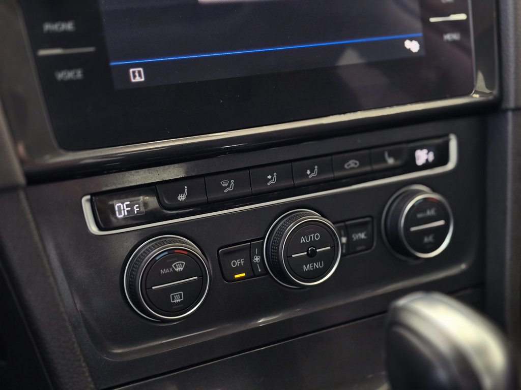 Volkswagen Golf Highline AUTOMATIQUE | TOIT | CUIR | NAV | CARPLAY 2021 à Laval, Québec - 15 - w1024h768px