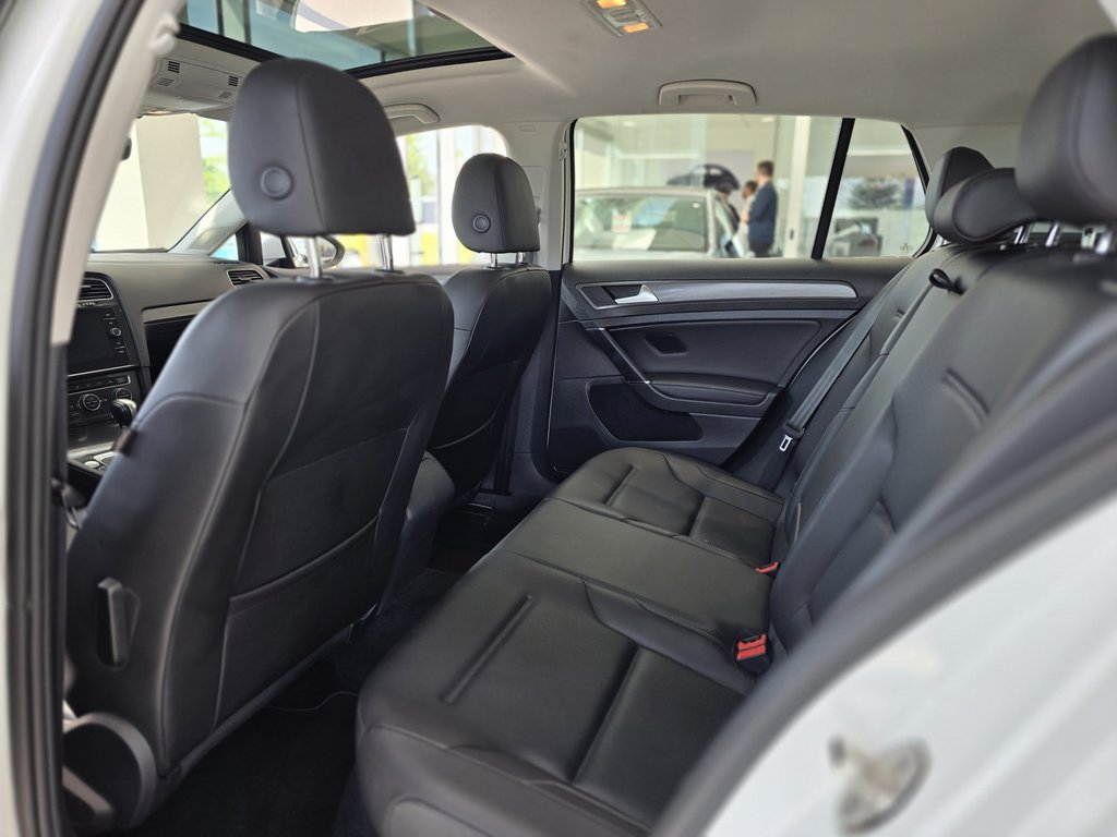 Volkswagen Golf Highline AUTOMATIQUE | TOIT | CUIR | NAV | CARPLAY 2021 à Laval, Québec - 10 - w1024h768px