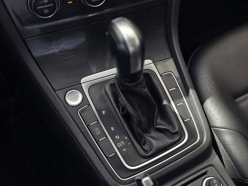 Volkswagen Golf Highline AUTOMATIQUE | TOIT | CUIR | NAV | CARPLAY 2021 à Laval, Québec - 14 - w1024h768px