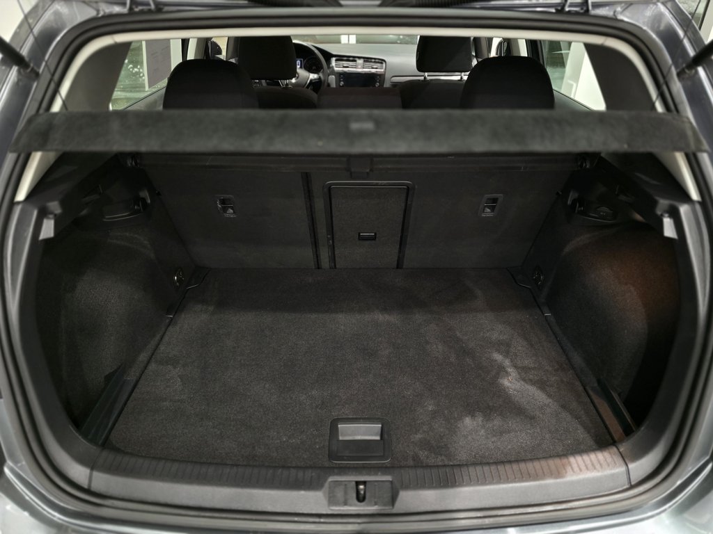 Volkswagen Golf Comfortline | CARPLAY | CAMÉRA | BLUETOOTH | +++ 2021 à Laval, Québec - 9 - w1024h768px