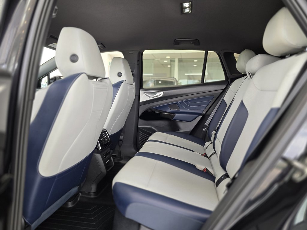 Volkswagen ID.4 Pro S AWD | CUIR | NAV | CARPLAY | BAS KM 2024 à Laval, Québec - 10 - w1024h768px