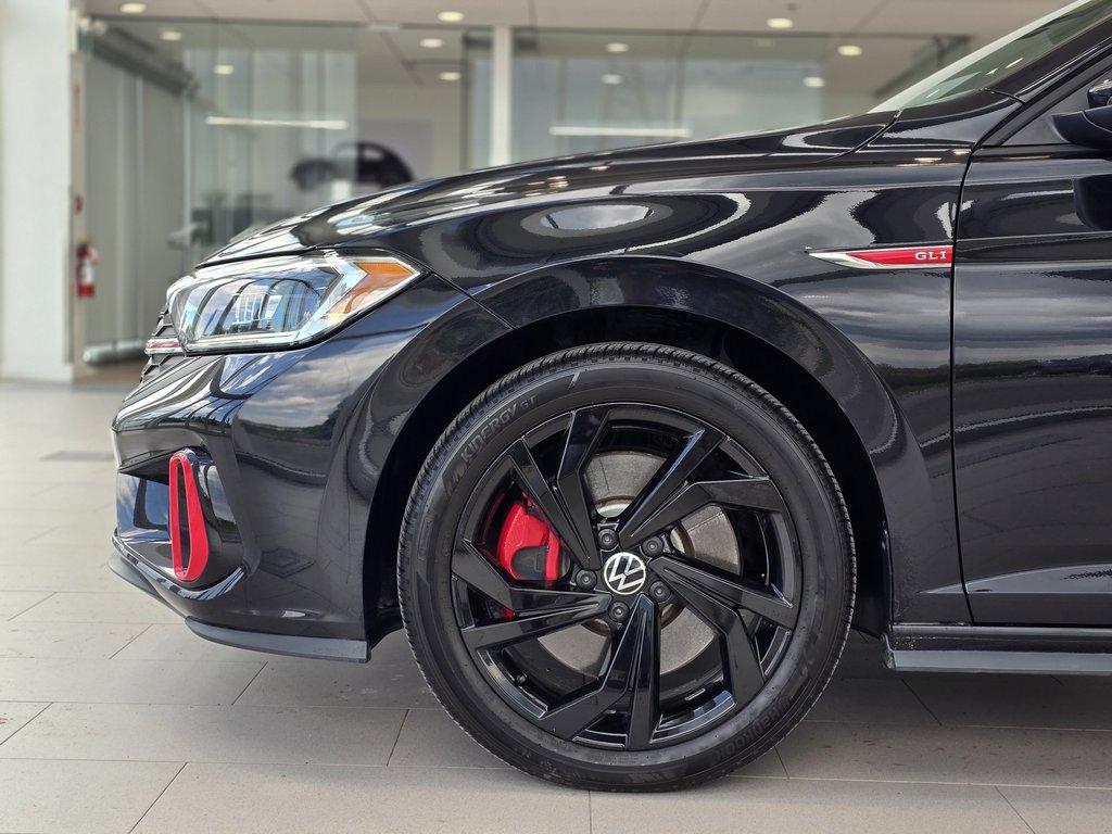 2024 Volkswagen Jetta GLI DSG | TOIT | CUIR | NAV | CARPLAY | BAS KM!! in Laval, Quebec - 5 - w1024h768px