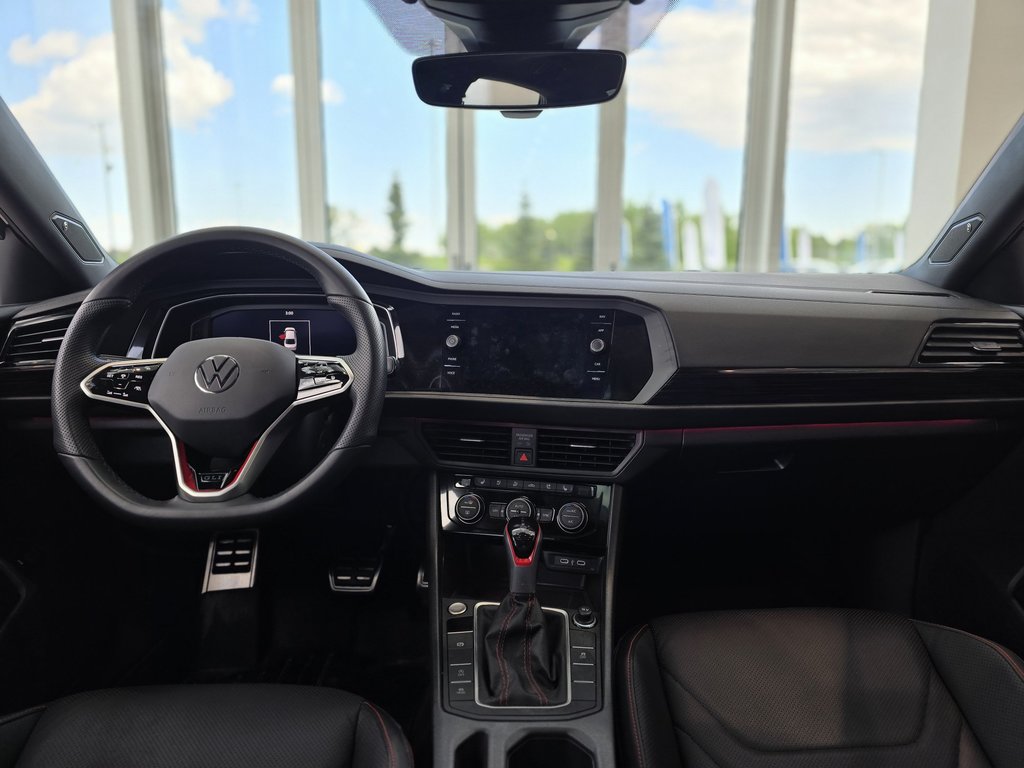 2024 Volkswagen Jetta GLI DSG | TOIT | CUIR | NAV | CARPLAY | BAS KM!! in Laval, Quebec - 12 - w1024h768px