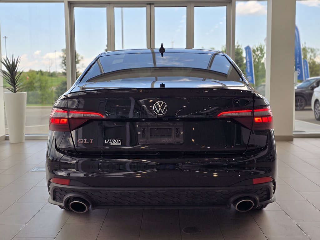 2024 Volkswagen Jetta GLI DSG | TOIT | CUIR | NAV | CARPLAY | BAS KM!! in Laval, Quebec - 7 - w1024h768px