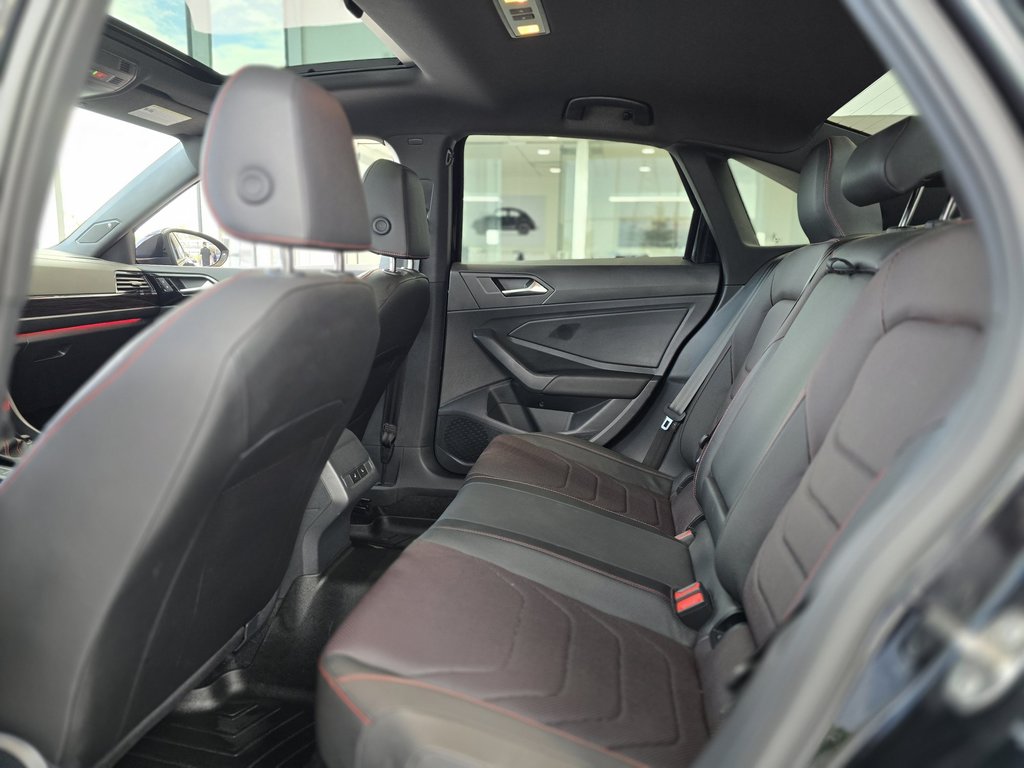 2024 Volkswagen Jetta GLI DSG | TOIT | CUIR | NAV | CARPLAY | BAS KM!! in Laval, Quebec - 10 - w1024h768px