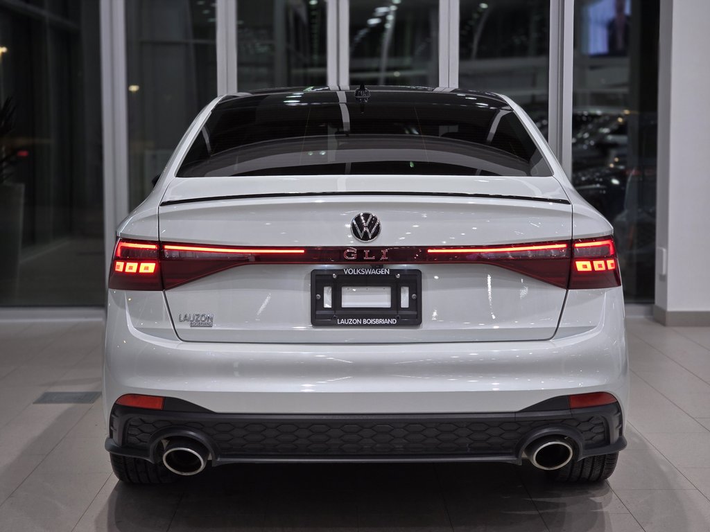 2025 Volkswagen Jetta GLI Autobahn DÉMARREUR | TOIT | CUIR | AUDIO BEATS in Laval, Quebec - 7 - w1024h768px