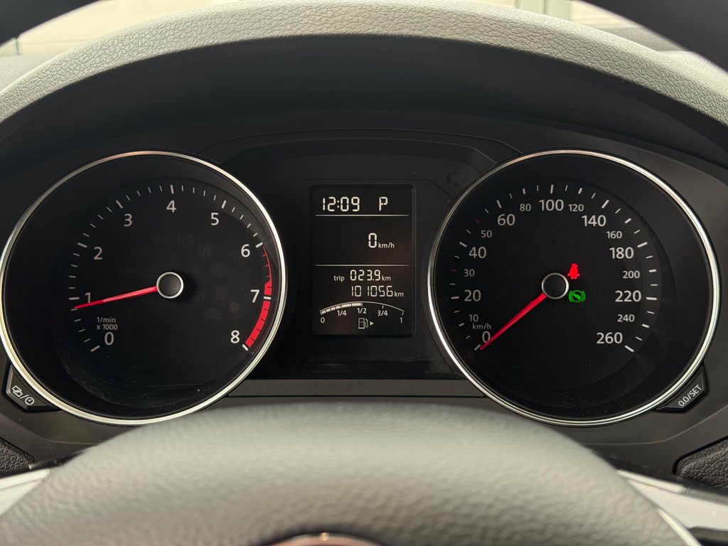 Volkswagen Jetta Trendline+ CAMÉRA | BLUETOOTH | SIÈGES CHAUFFANTS 2017 à Laval, Québec - 13 - w1024h768px