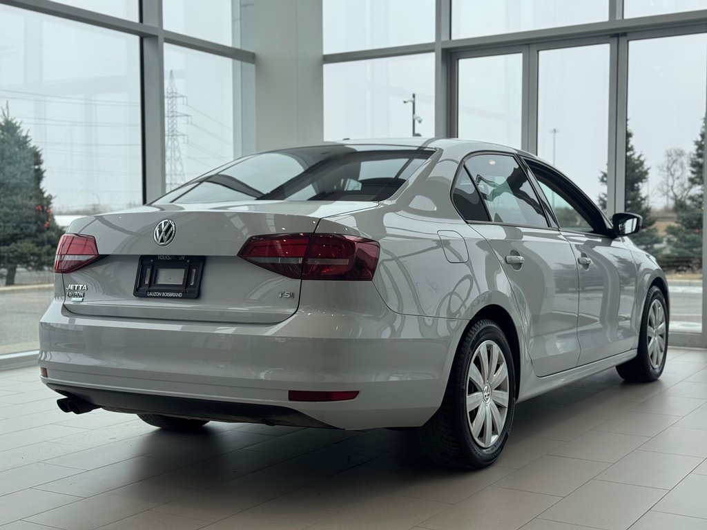 Volkswagen Jetta Trendline+ CAMÉRA | BLUETOOTH | SIÈGES CHAUFFANTS 2017 à Laval, Québec - 8 - w1024h768px