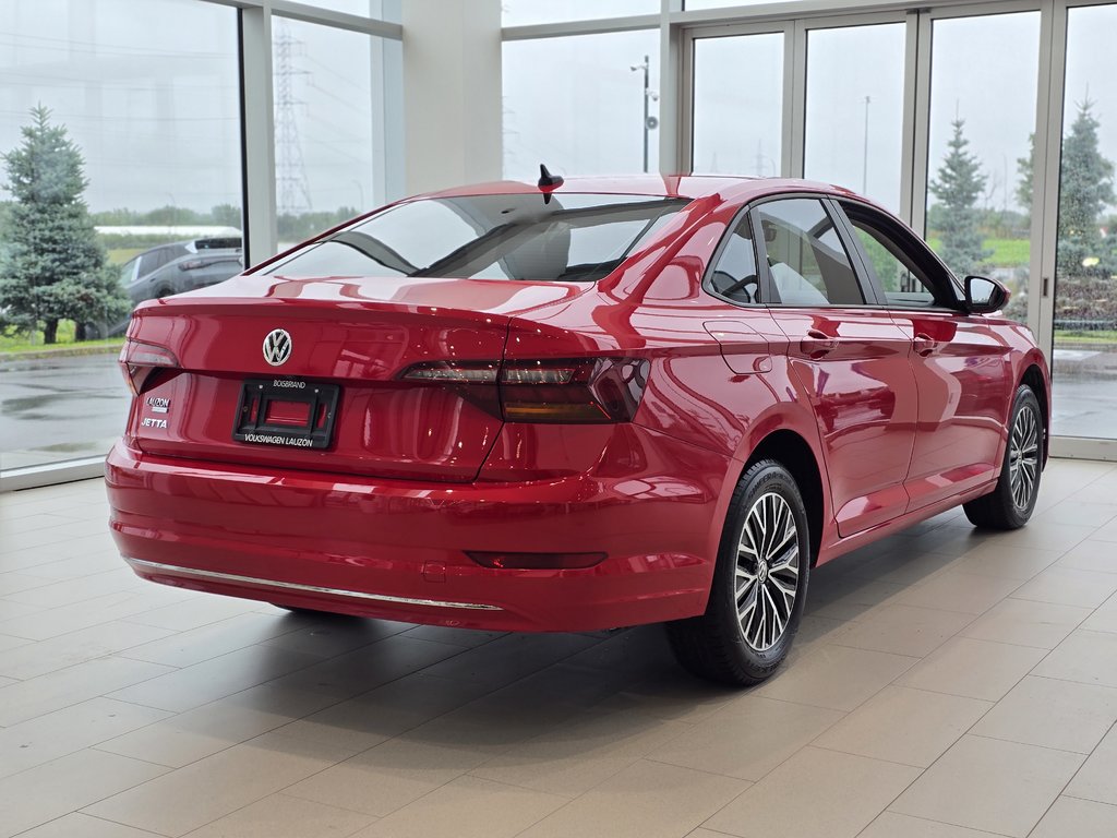 2019  Jetta Highline AUTOMATIQUE | TOIT | CUIR | CARPLAY | +++ in Laval, Quebec - 9 - w1024h768px