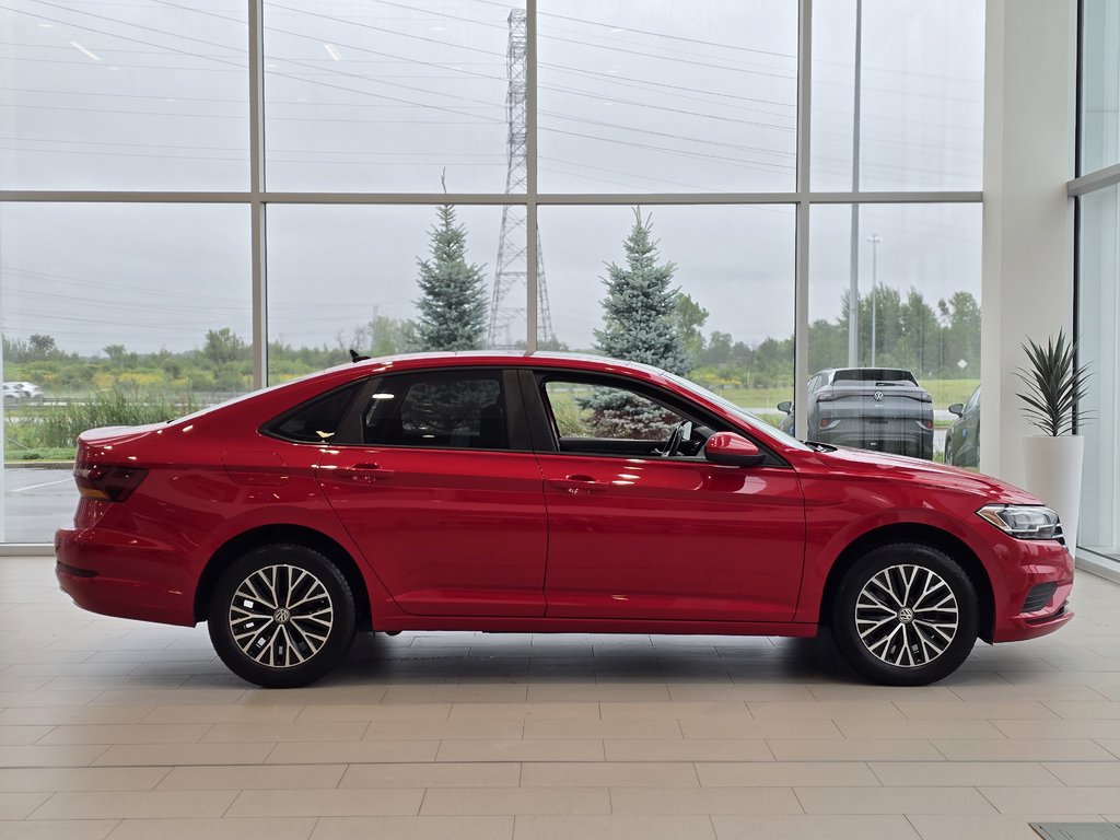 Jetta Highline AUTOMATIQUE | TOIT | CUIR | CARPLAY | +++ 2019 à Laval, Québec - 10 - w1024h768px