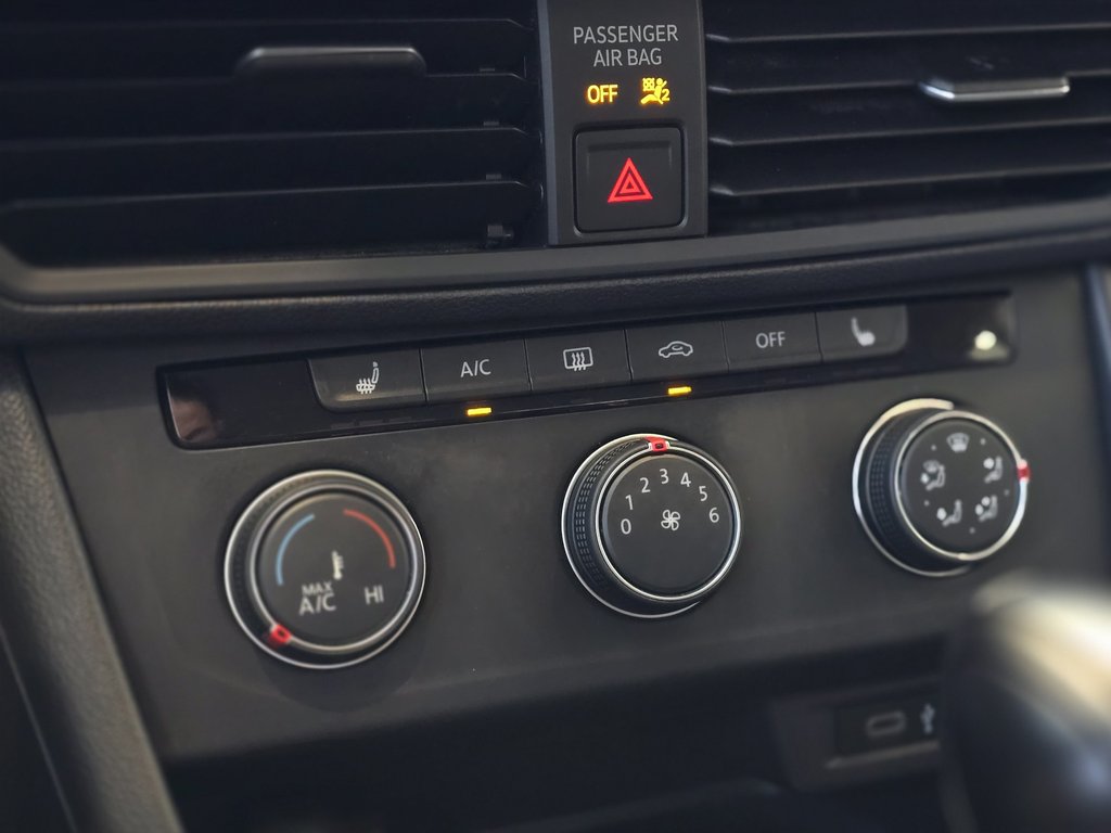 2021 Volkswagen Jetta Comfortline CARPLAY | CAMÉRA | BLUETOOTH | BAS KM! in Laval, Quebec - 17 - w1024h768px