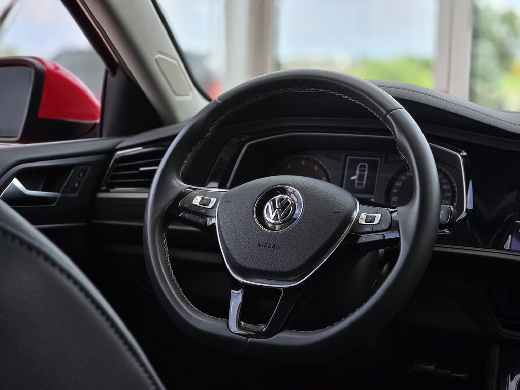 Volkswagen Jetta Highline TOIT | CARPLAY | CAMÉRA | CUIR | BAS KM!! 2021 à Laval, Québec - 12 - w1024h768px