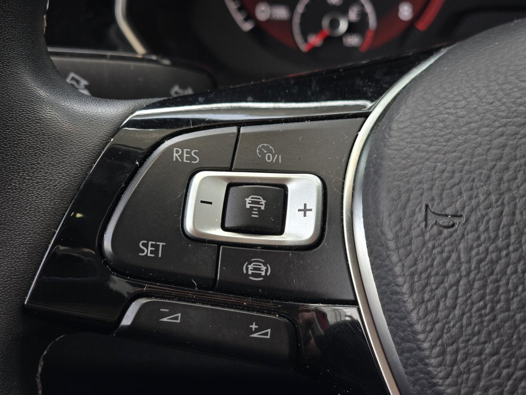 Volkswagen Jetta Highline TOIT | CARPLAY | CAMÉRA | CUIR | BAS KM!! 2021 à Laval, Québec - 14 - w1024h768px