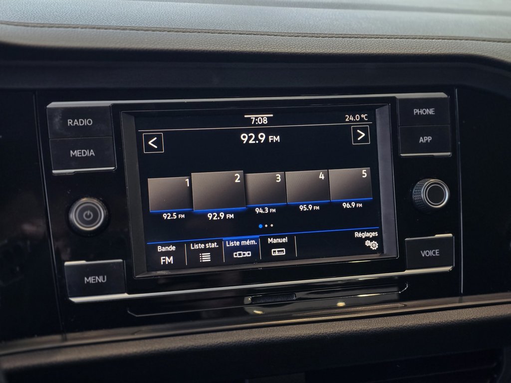 Volkswagen Jetta Comfortline CARPLAY | CAMÉRA | BLUETOOTH | BAS KM! 2021 à Laval, Québec - 17 - w1024h768px