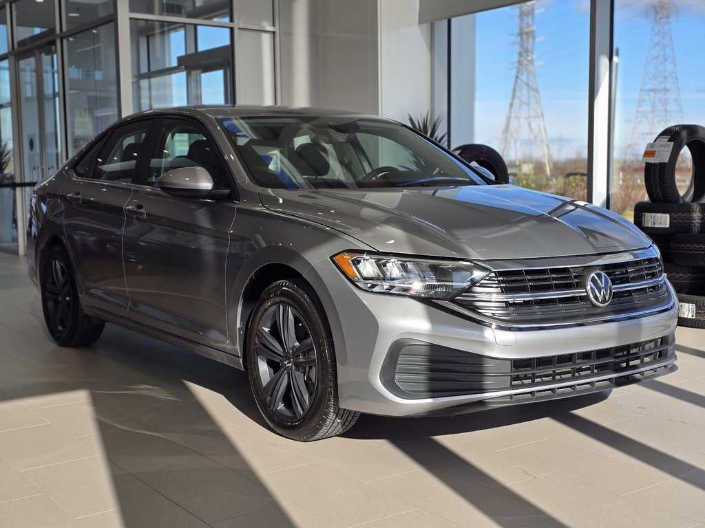 Jetta Comfortline CARPLAY | CAMÉRA | CUIR | BAS KM!! 2022 à Laval, Québec - 1 - w1024h768px