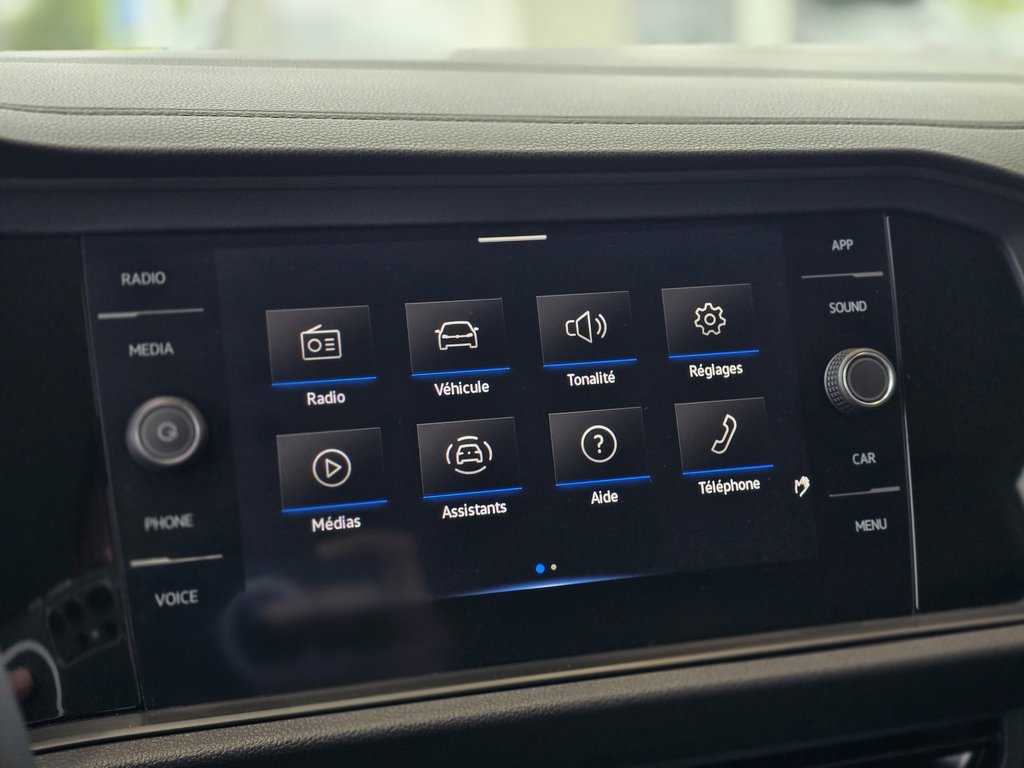 Volkswagen Jetta Comfortline CARPLAY | CAMÉRA | CUIR | BLUETOOTH 2022 à Laval, Québec - 18 - w1024h768px