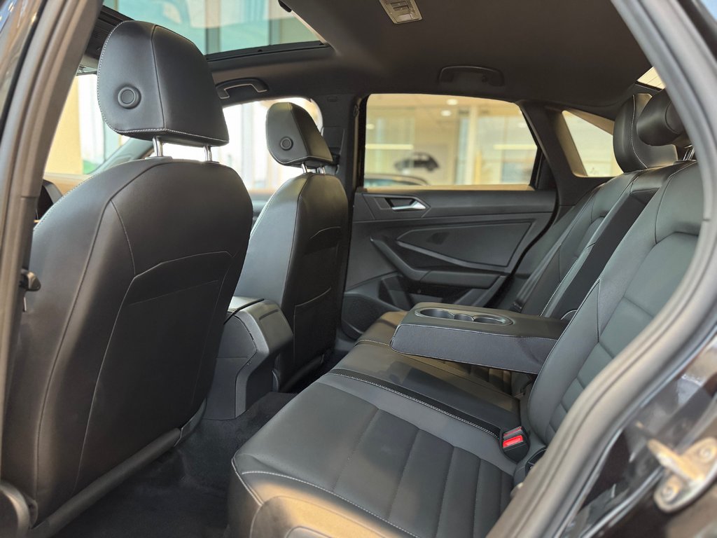 2022 Volkswagen Jetta Comfortline SPORT PACKAGE | TOIT | CARPLAY | CAM in Laval, Quebec - 9 - w1024h768px