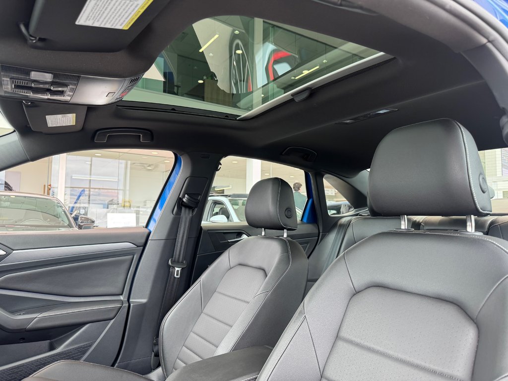 Volkswagen Jetta Comfortline SPORT PACK | TOIT | CARPLAY | CUIR 2024 à Laval, Québec - 20 - w1024h768px