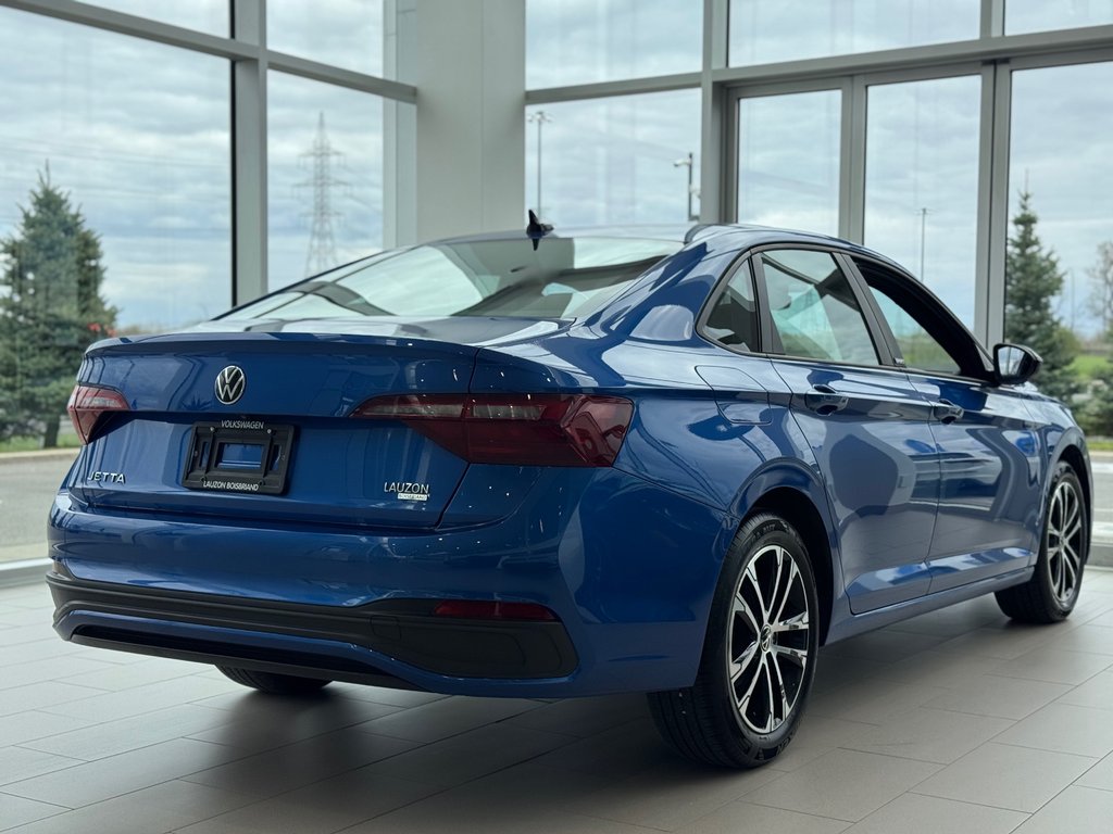 Volkswagen Jetta Comfortline SPORT PACK | TOIT | CARPLAY | CUIR 2024 à Laval, Québec - 8 - w1024h768px