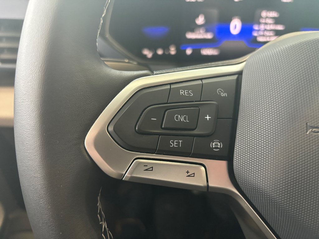 Volkswagen Taos Comfortline 4MOTION | CARPLAY | CAMÉRA | BAS KM!!! 2022 à Laval, Québec - 12 - w1024h768px