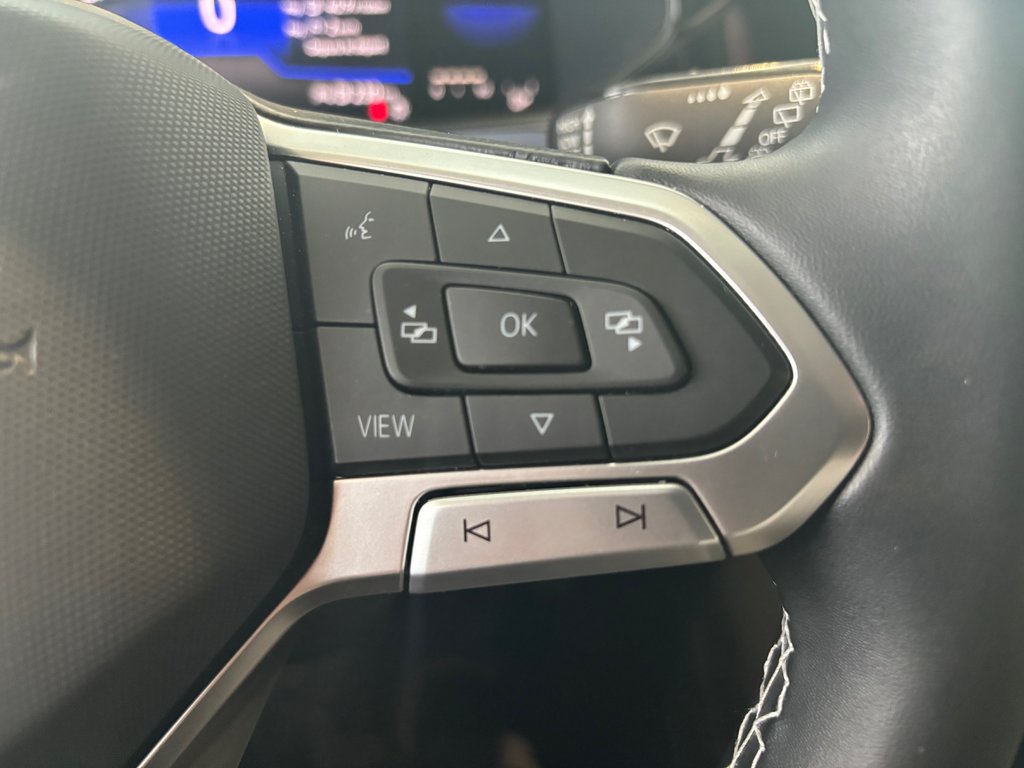 Volkswagen Taos Comfortline 4MOTION | CARPLAY | CAMÉRA | BAS KM!!! 2022 à Laval, Québec - 13 - w1024h768px