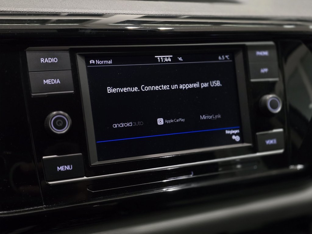 Volkswagen Taos Trendline 4MOTION | CARPLAY | CAMÉRA | BAS KM!! 2022 à Laval, Québec - 17 - w1024h768px