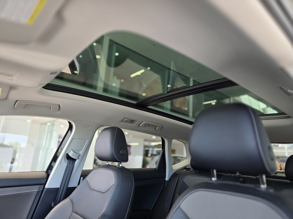 Volkswagen Taos Highline PANO | CUIR | CARPLAY | CAM | DÉMARREUR 2022 à Laval, Québec - 20 - w1024h768px