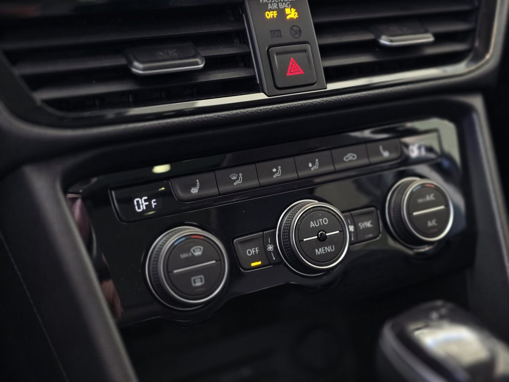 Volkswagen Taos Highline PANO | CUIR | CARPLAY | CAM | DÉMARREUR 2022 à Laval, Québec - 17 - w1024h768px