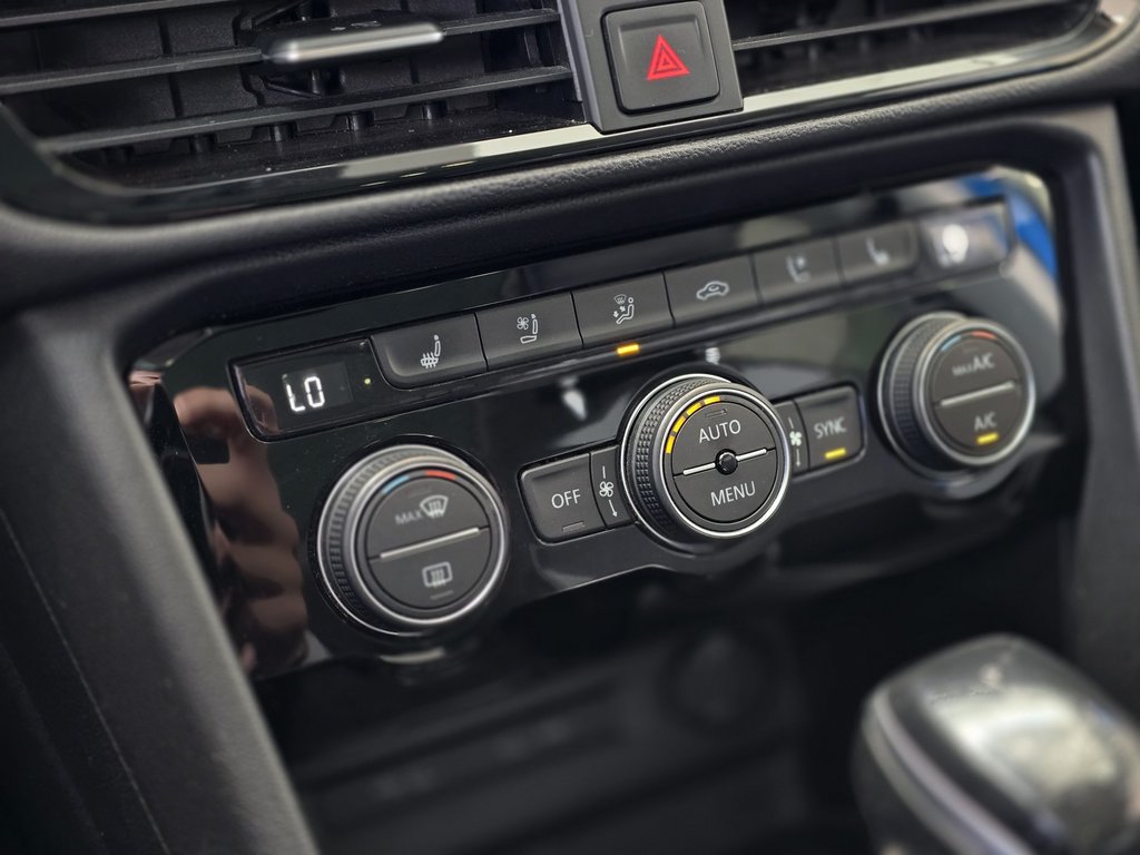 Volkswagen Taos Highline TOIT PANO | CUIR | CARPLAY | CAMÉRA | +++ 2022 à Laval, Québec - 17 - w1024h768px