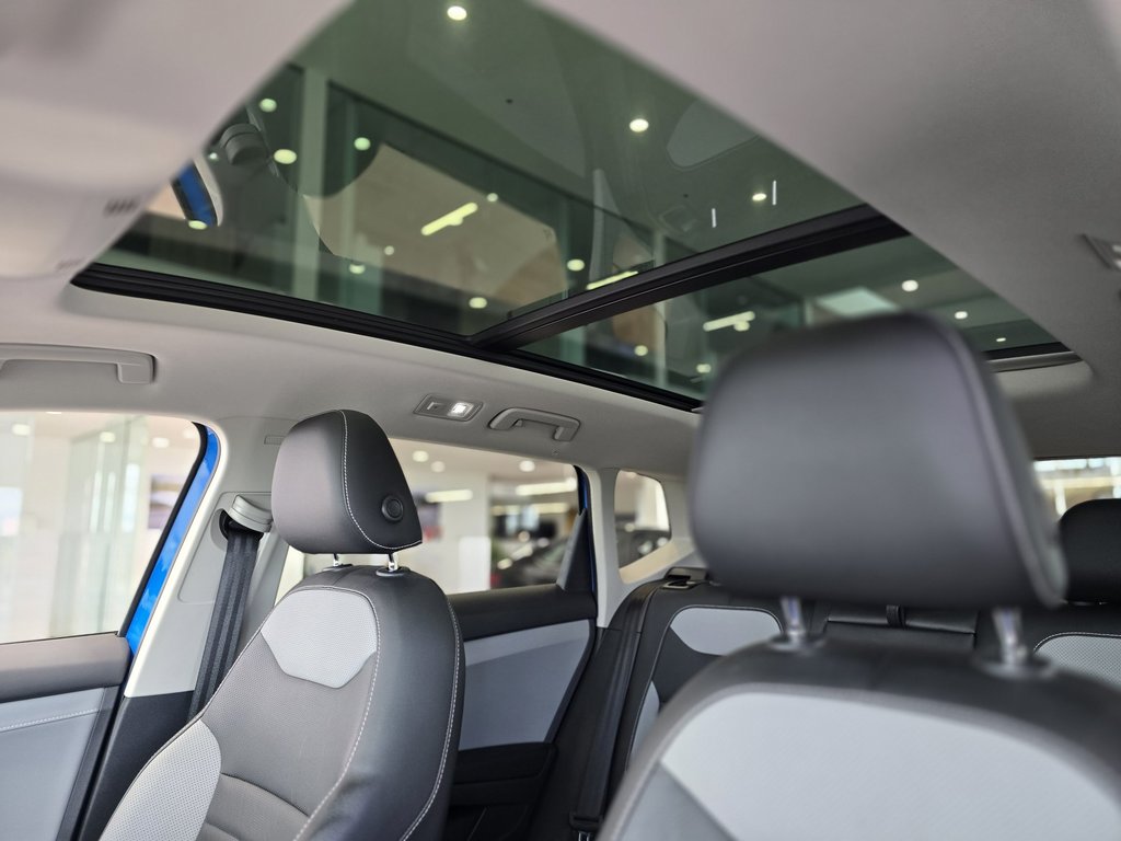 Volkswagen Taos Highline TOIT PANO | CUIR | CARPLAY | CAMÉRA | +++ 2022 à Laval, Québec - 20 - w1024h768px