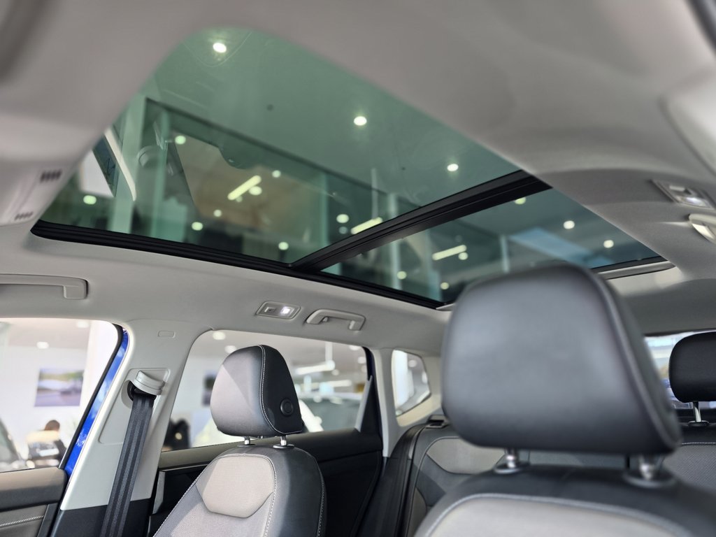 Volkswagen Taos Highline | BAS KM | PANO | CUIR | CARPLAY | AWD 2022 à Laval, Québec - 19 - w1024h768px