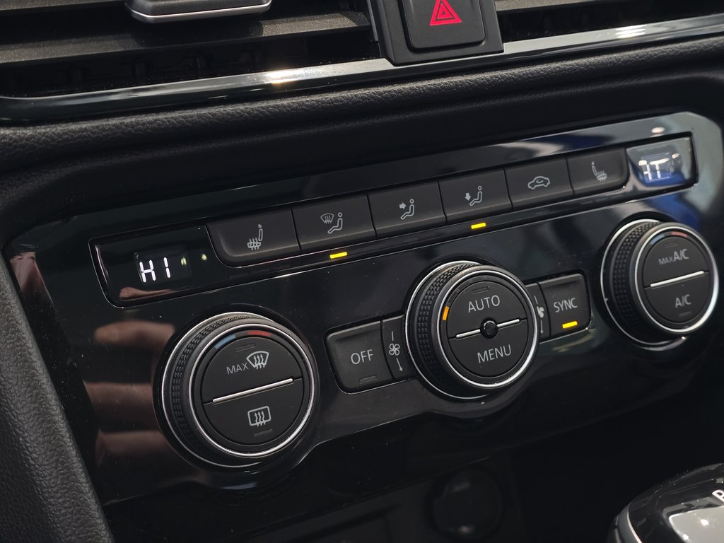 Volkswagen Taos Highline | BAS KM | PANO | CUIR | CARPLAY | AWD 2022 à Laval, Québec - 15 - w1024h768px