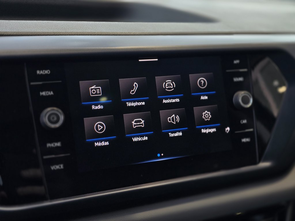 Volkswagen Taos Comfortline | BAS KM | DÉMARREUR | CARPLAY | +++ 2022 à Laval, Québec - 18 - w1024h768px