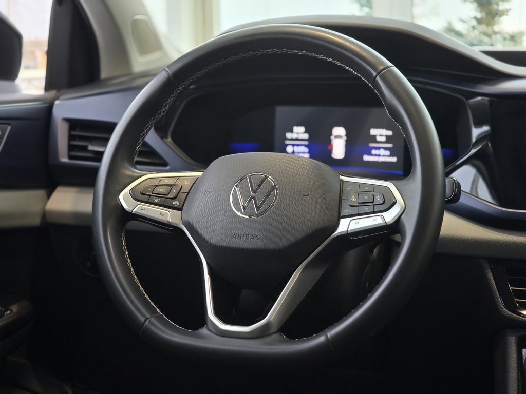 Volkswagen Taos Comfortline | BAS KM | DÉMARREUR | CARPLAY | +++ 2022 à Laval, Québec - 12 - w1024h768px