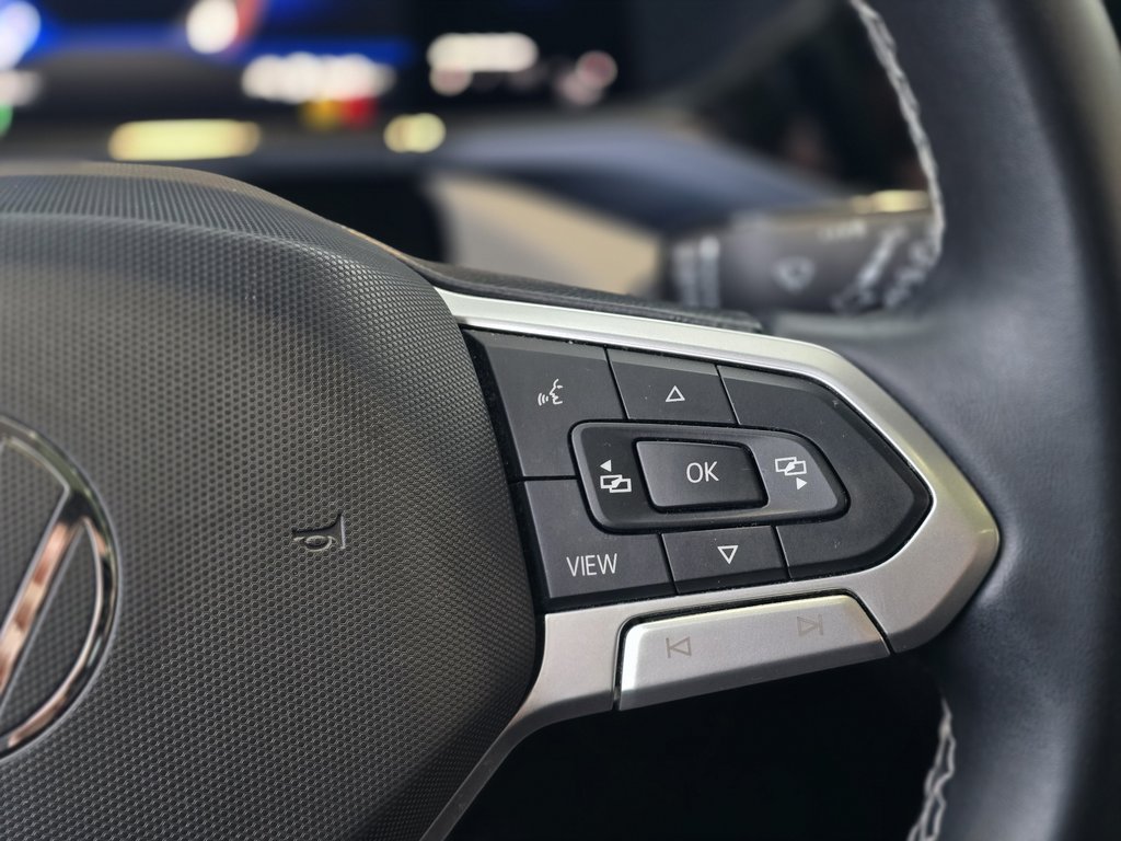 Volkswagen Taos Comfortline | BAS KM | DÉMARREUR | CARPLAY | +++ 2022 à Laval, Québec - 15 - w1024h768px