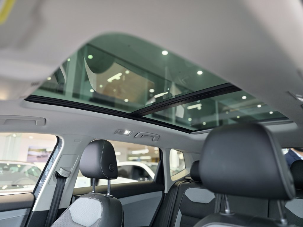 Volkswagen Taos Highline | DÉMARREUR | PANO | CUIR | CARPLAY | AWD 2022 à Laval, Québec - 20 - w1024h768px