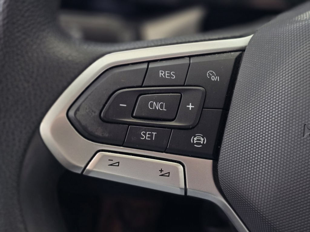 Volkswagen Taos Trendline | BAS KM | 4MOTION | CARPLAY | CAMÉRA | 2022 à Laval, Québec - 14 - w1024h768px