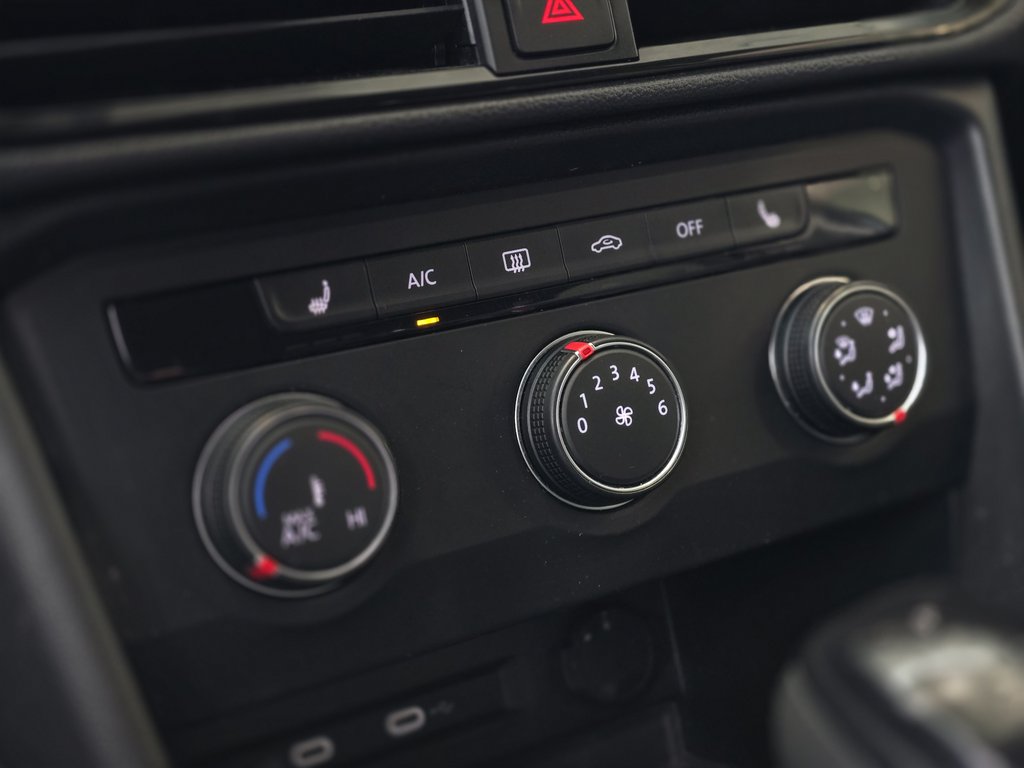 Volkswagen Taos Trendline | 4MOTION | CARPLAY | CAMÉRA | +++ 2022 à Laval, Québec - 17 - w1024h768px