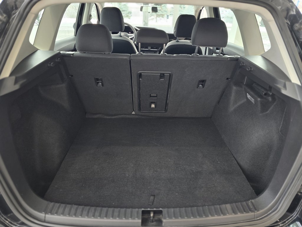 2022 Volkswagen Taos Trendline | BAS KM | 4MOTION | CARPLAY | CAMÉRA | in Laval, Quebec - 8 - w1024h768px