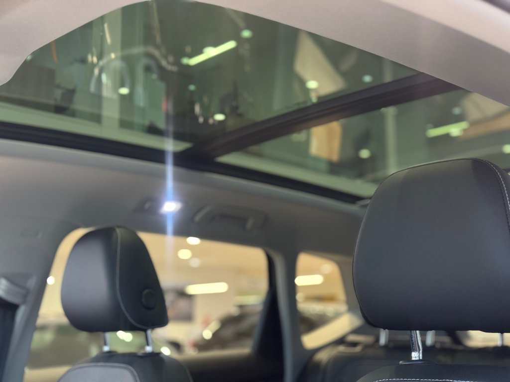 2022 Volkswagen Taos Highline DÉMARREUR | PANO | CUIR | NAV | CAMÉRA in Laval, Quebec - 19 - w1024h768px