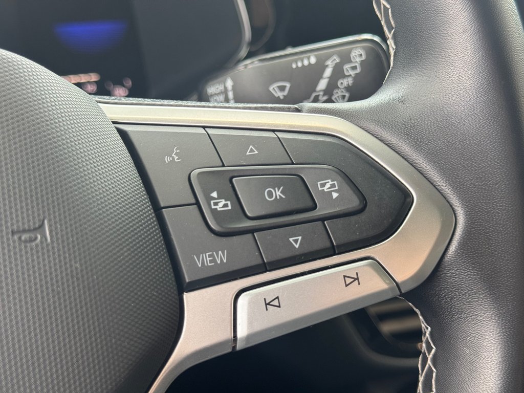 2022 Volkswagen Taos Comfortline | TOIT PANO | CAMÉRA | CARPLAY I +++ in Laval, Quebec - 15 - w1024h768px