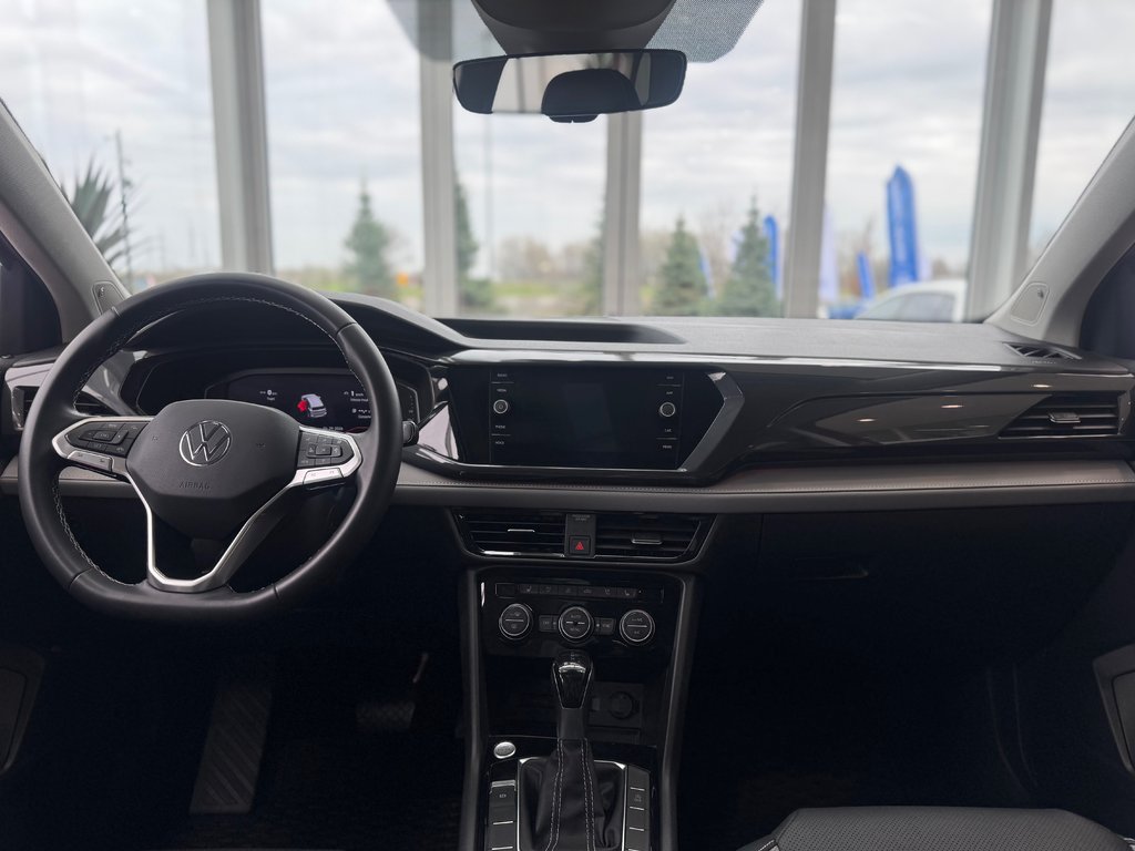 2022 Volkswagen Taos Highline | DÉMARREUR | PANO | CUIR | CARPLAY | +++ in Laval, Quebec - 11 - w1024h768px