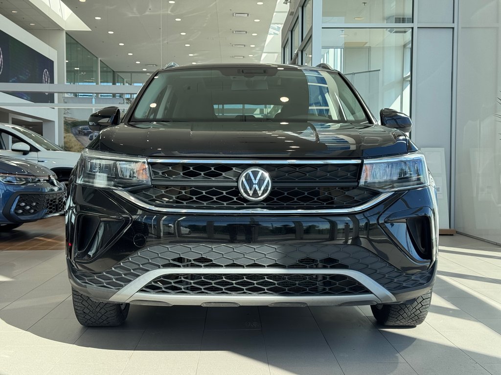 2022 Volkswagen Taos Comfortline AWD | TOIT PANO | CAMÉRA | CARPLAY +++ in Laval, Quebec - 2 - w1024h768px