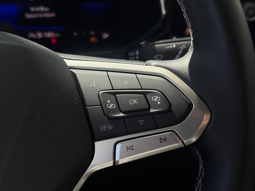 2022 Volkswagen Taos Comfortline AWD | TOIT PANO | CAMÉRA | CARPLAY +++ in Laval, Quebec - 15 - w1024h768px