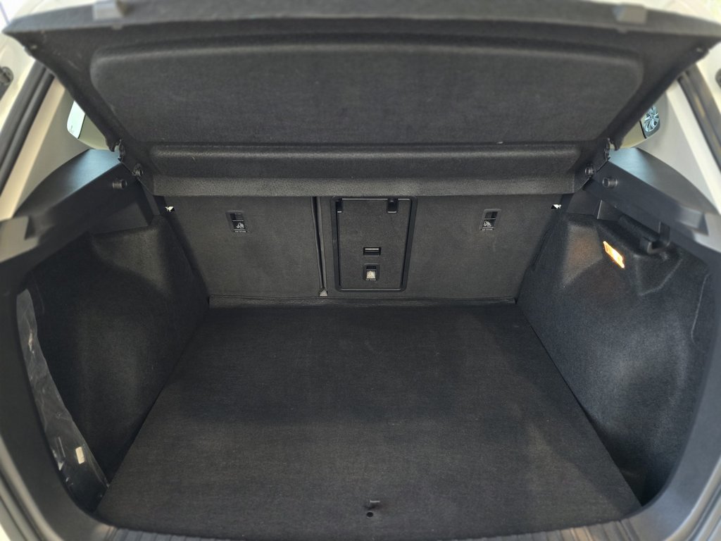 2023 Volkswagen Taos Highline TOIT PANO | CUIR | CARPLAY | CAMÉRA | +++ in Laval, Quebec - 9 - w1024h768px