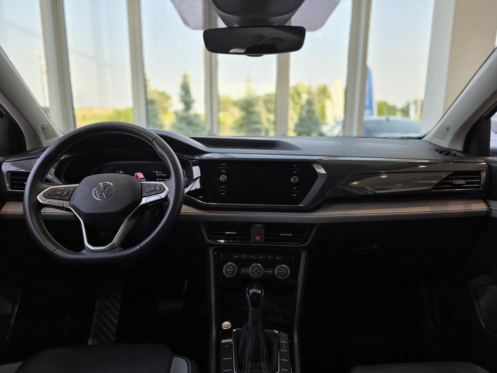 2023 Volkswagen Taos Highline TOIT PANO | CUIR | CARPLAY | CAMÉRA | +++ in Laval, Quebec - 11 - w1024h768px