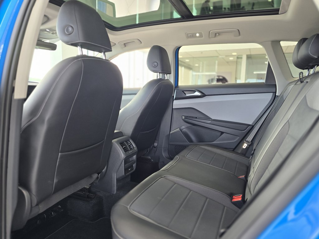 2023 Volkswagen Taos Comfortline AWD | TOIT PANO | CAM | CARPLAY | +++ in Laval, Quebec - 10 - w1024h768px