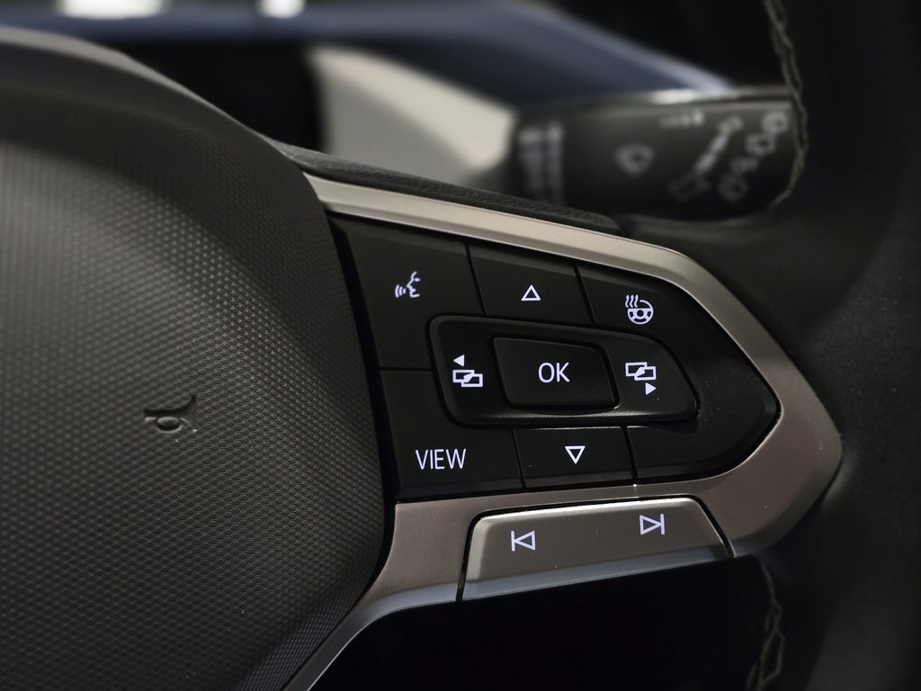 Volkswagen Taos Comfortline | 4 MOTION | CARPLAY | CAMÉRA  +++ 2024 à Laval, Québec - 15 - w1024h768px